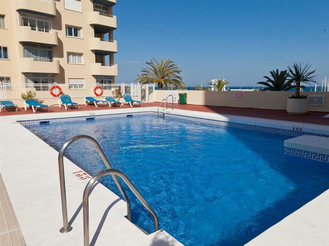 Urbanizacion Puerto Paraiso Estepona Exterior photo